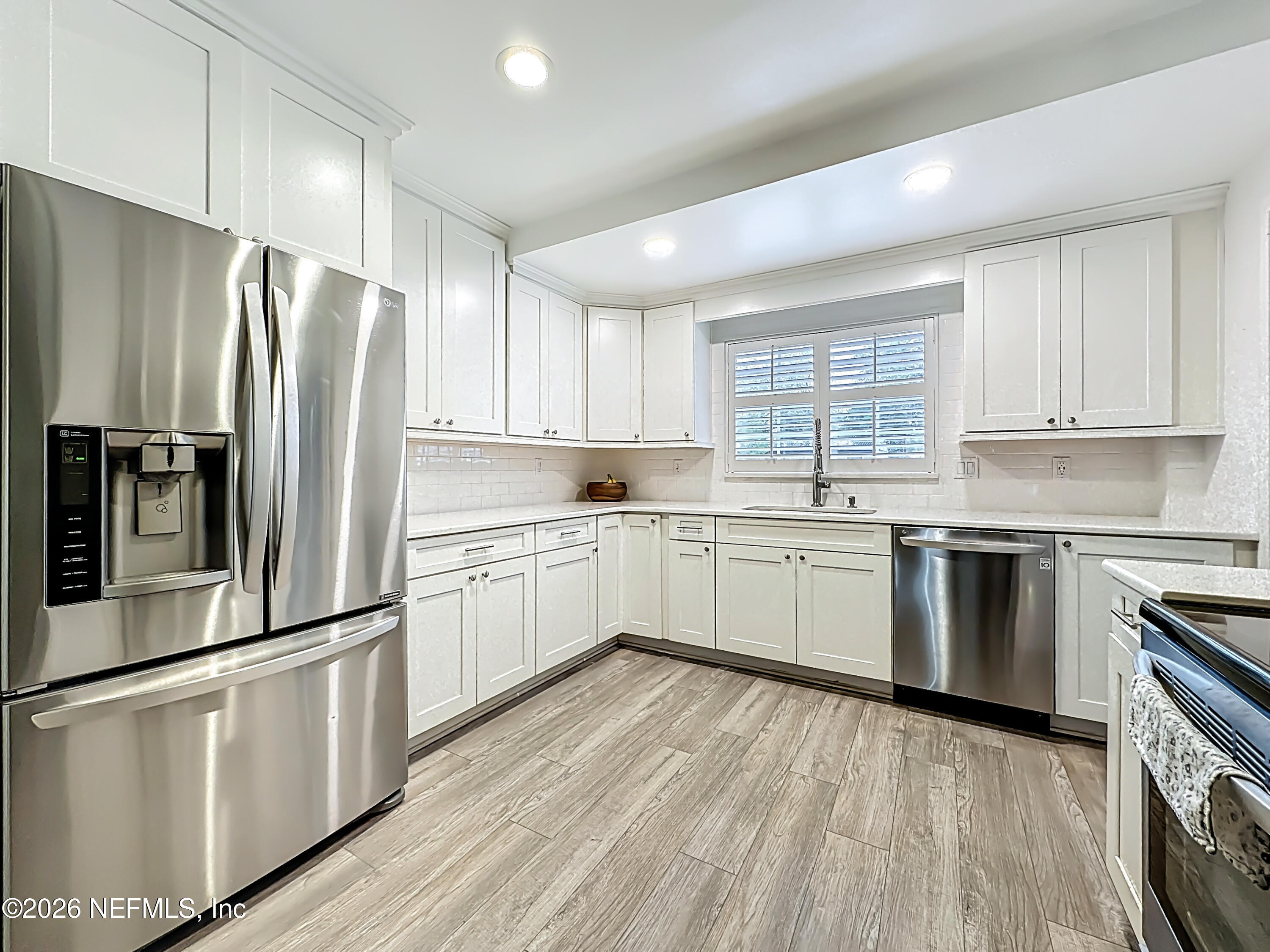 5553 Salerno Road Jacksonville, FL 32244 - Photo 3 of 42 Kitchen