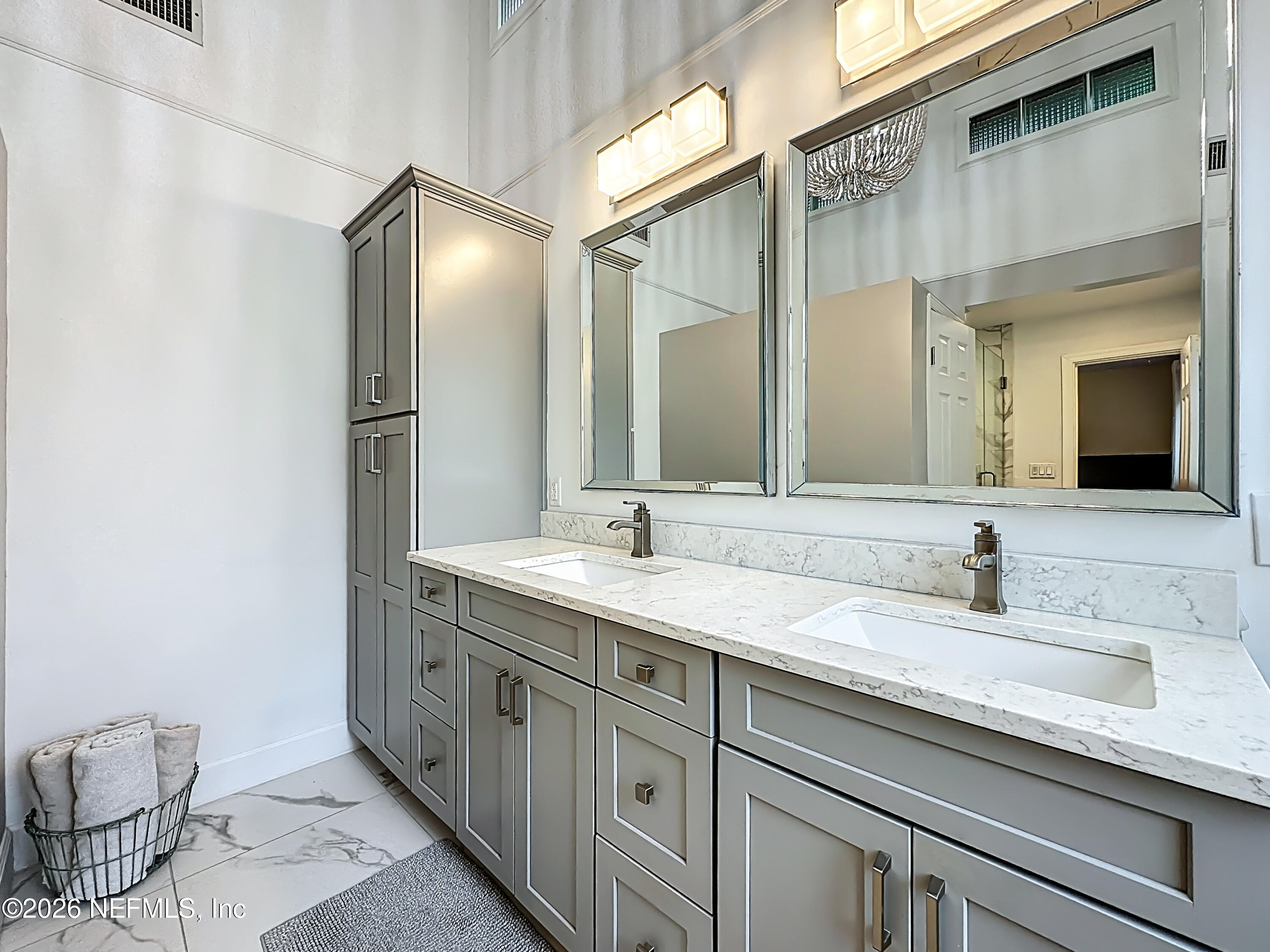 5553 Salerno Road Jacksonville, FL 32244 - Photo 33 of 42 Primary Bathroom