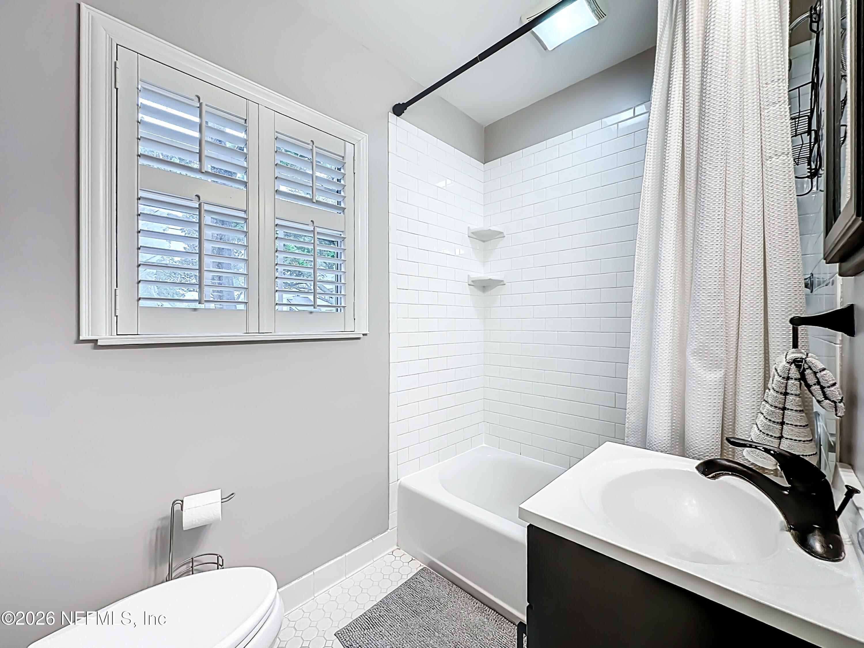 5553 Salerno Road Jacksonville, FL 32244 - Photo 9 of 42 Hall Bathrom