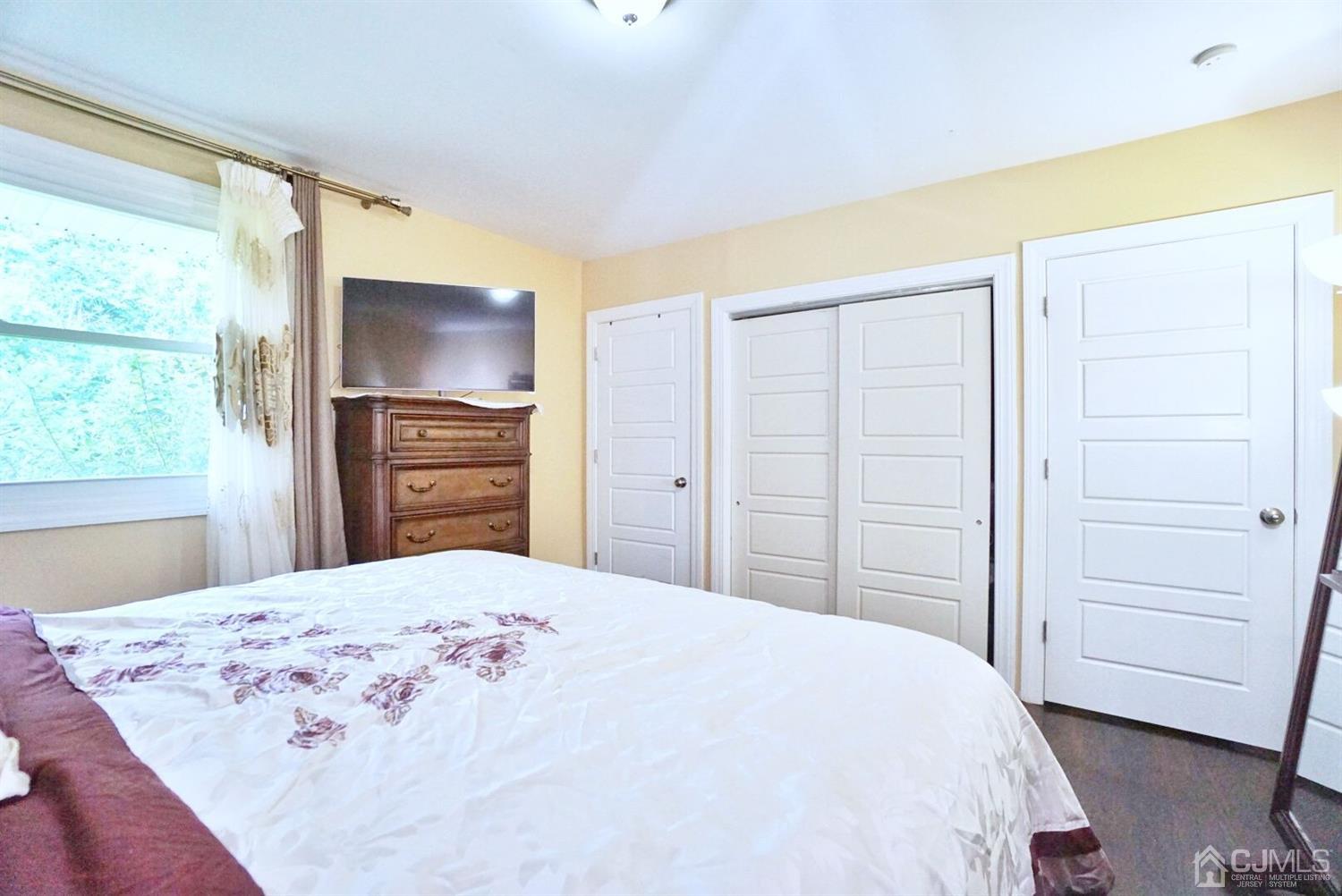 149 Dutch Road East Brunswick, NJ 08816 - Photo 23 of 39 Gallery Image 23
