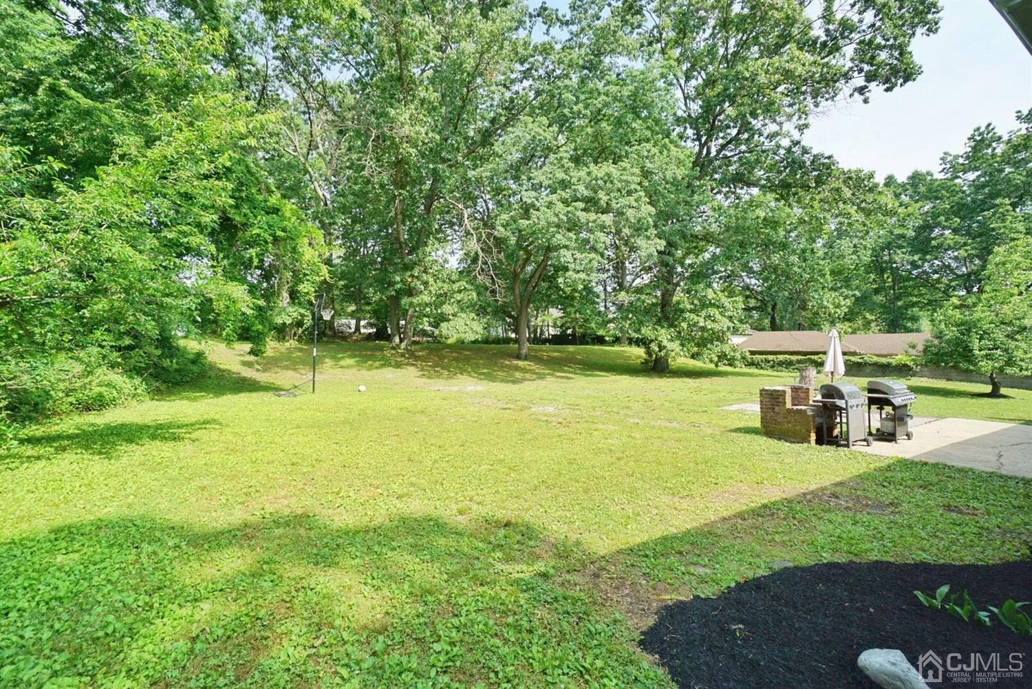 149 Dutch Road East Brunswick, NJ 08816 - Photo 29 of 39 Gallery Image 29