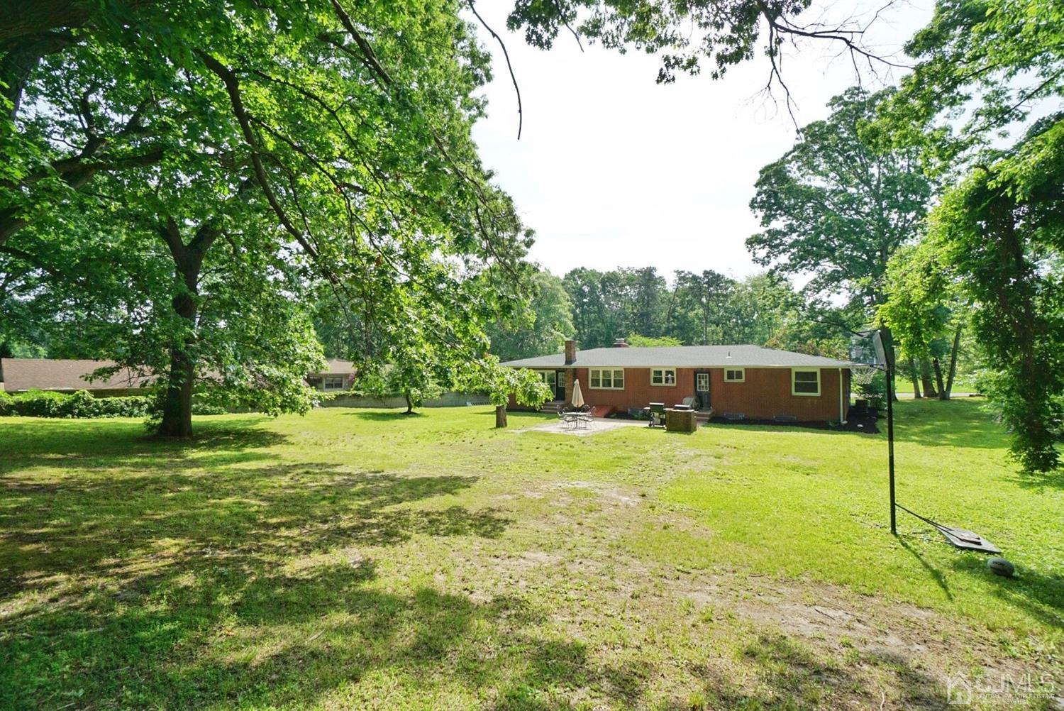149 Dutch Road East Brunswick, NJ 08816 - Photo 34 of 39 Gallery Image 34
