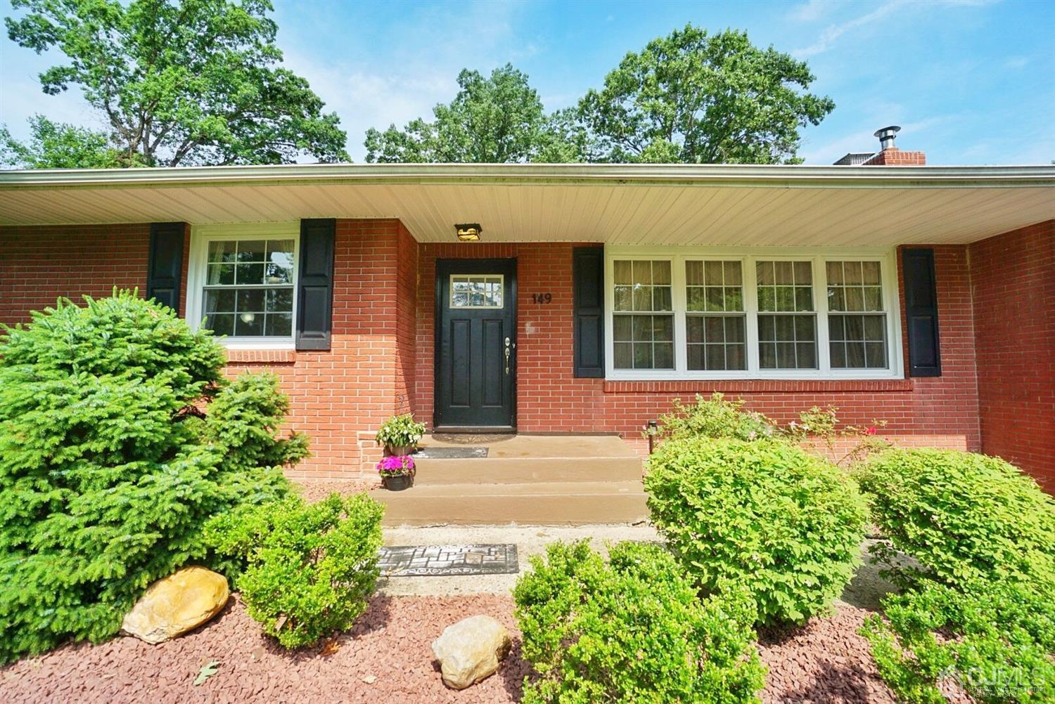 149 Dutch Road East Brunswick, NJ 08816 - Photo 36 of 39 Gallery Image 36
