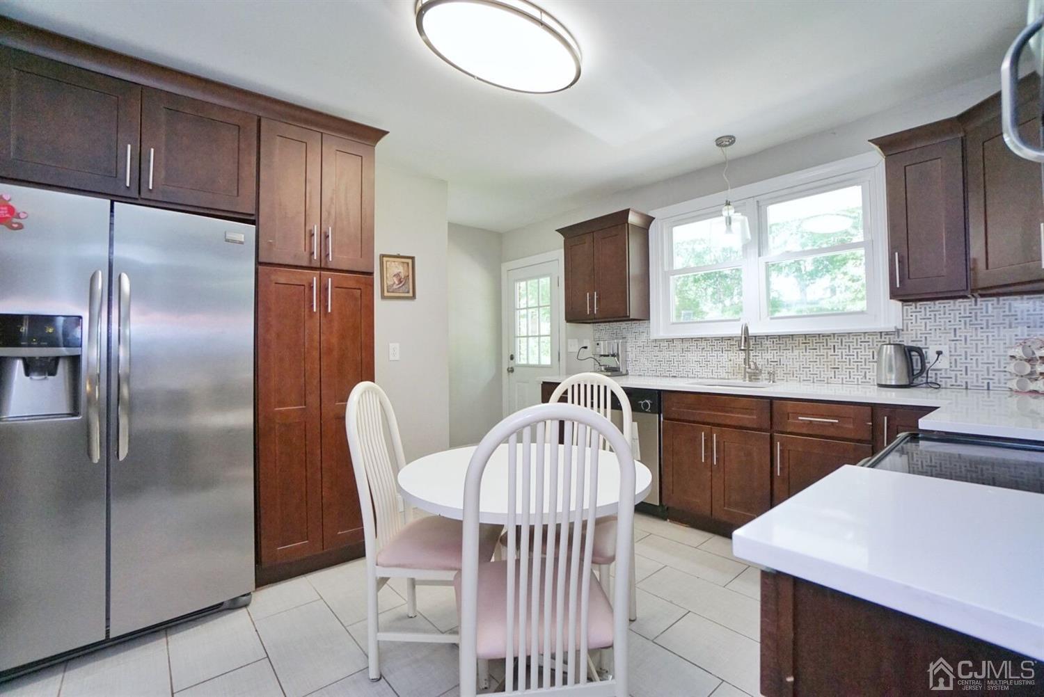 149 Dutch Road East Brunswick, NJ 08816 - Photo 5 of 39 Gallery Image 5