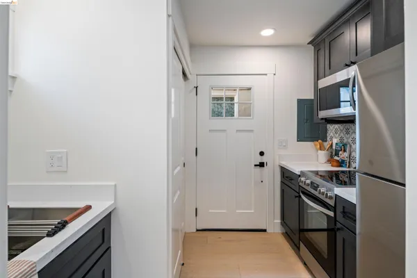 $1,525,000 | 846 Adams Street, Albany, CA 94706