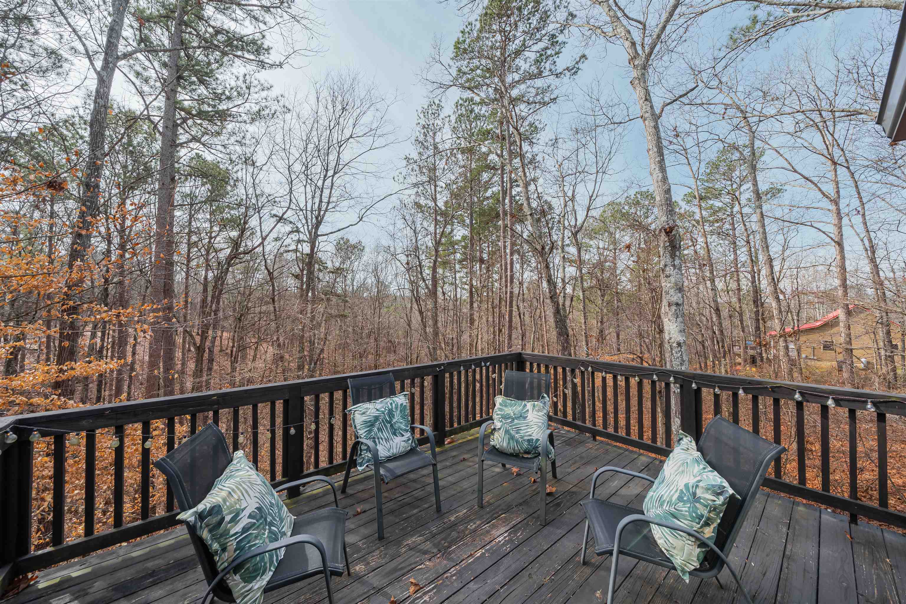 3 Shady Tree Iuka, MS 38852 - Photo 8 of 33 View of deck / sitting area
