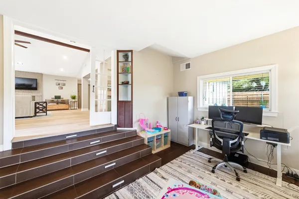 $3,750 | 7210 Towering Oaks Drive, Austin, TX 78745