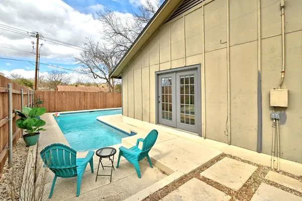$3,750 | 7210 Towering Oaks Drive, Austin, TX 78745