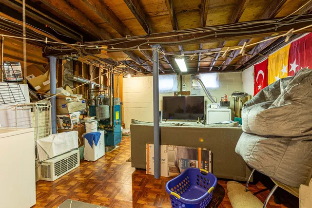 a view of an outdoor space