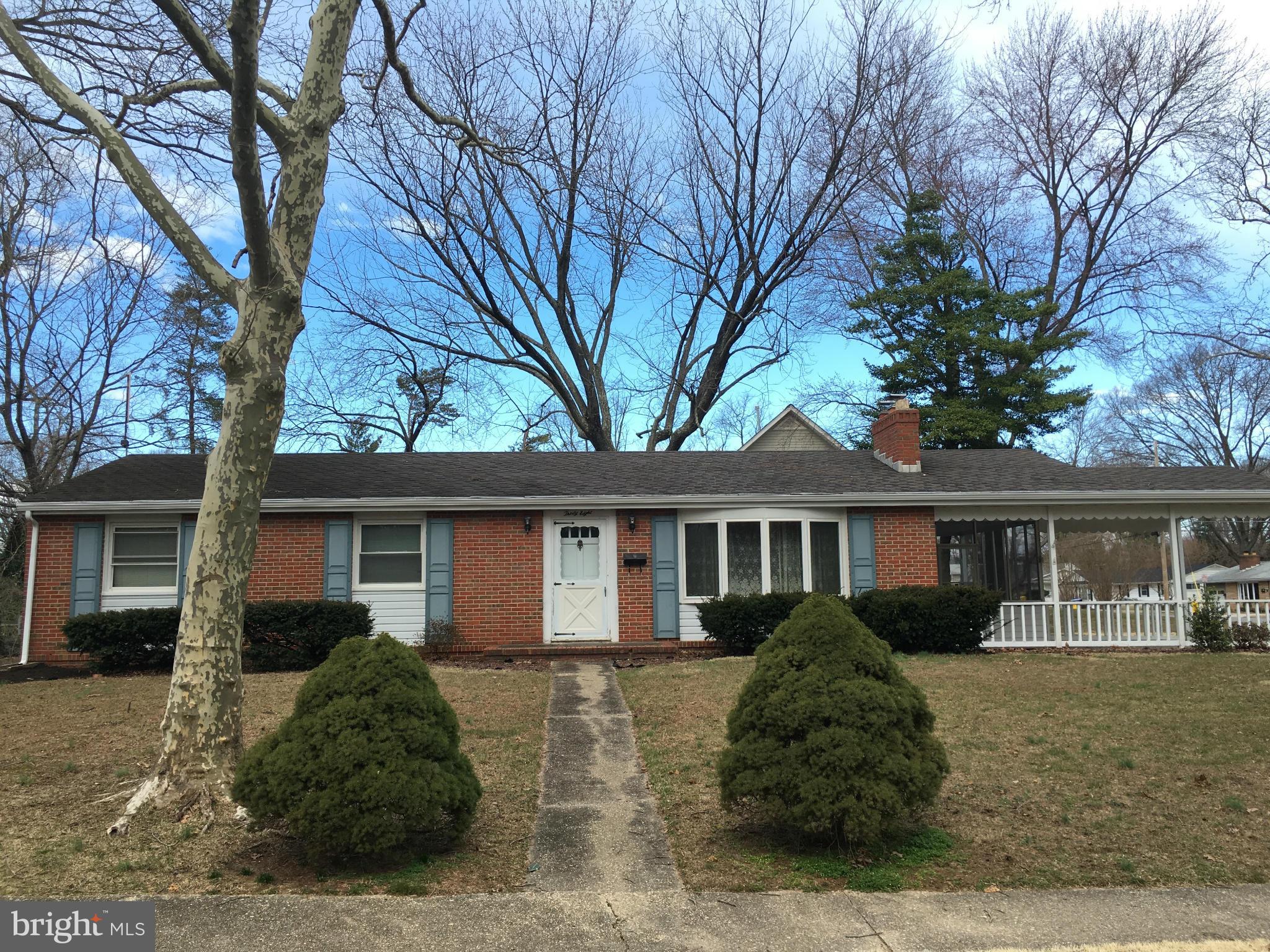 38 Cedar Road Severna Park, MD 21146 - Photo 1 of 12 Exterior (Front)