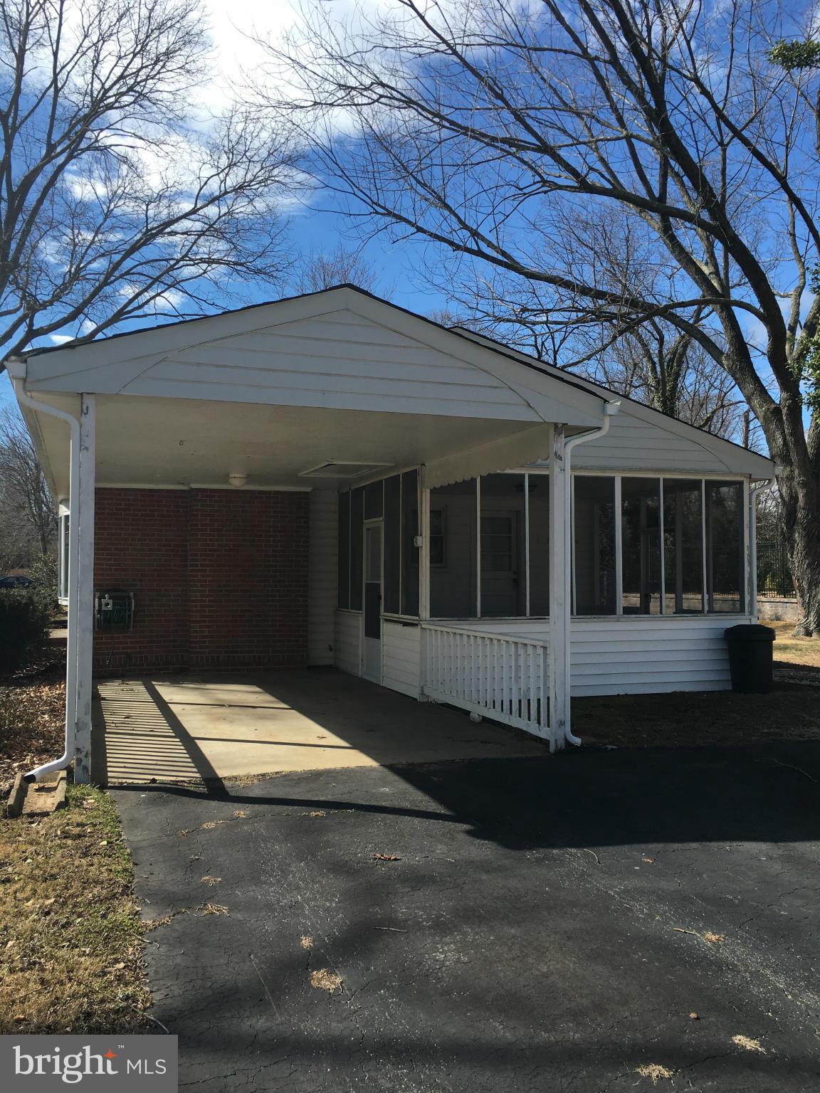 38 Cedar Road Severna Park, MD 21146 - Photo 10 of 12 Carport/Screened Porch