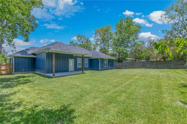 $3,200 | 1220 Neal Pickett Drive, College Station, TX 77840