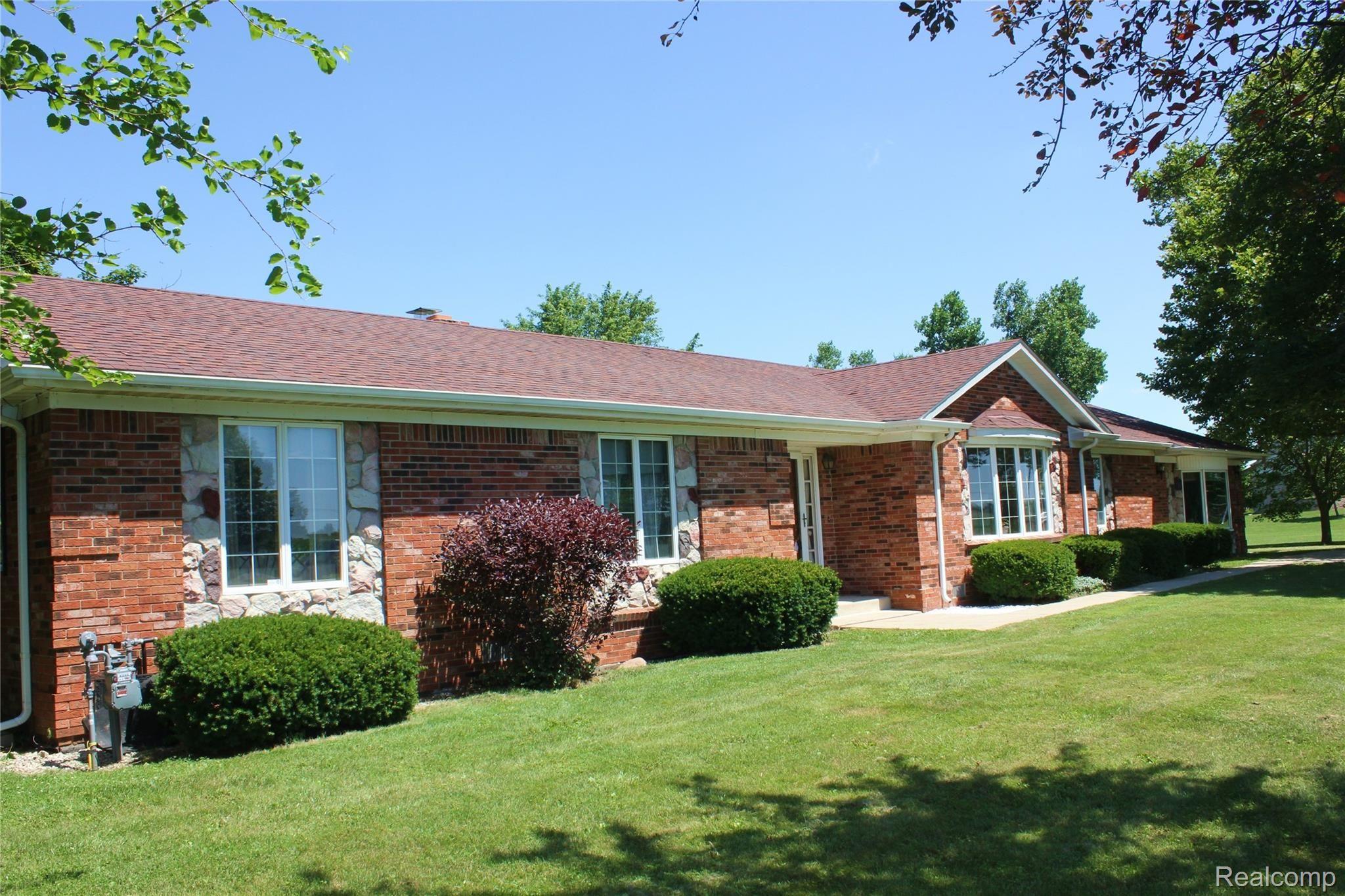 1865 Carter Road Carleton, MI 48117 - Photo 11 of 88 IMG_1273.JPG