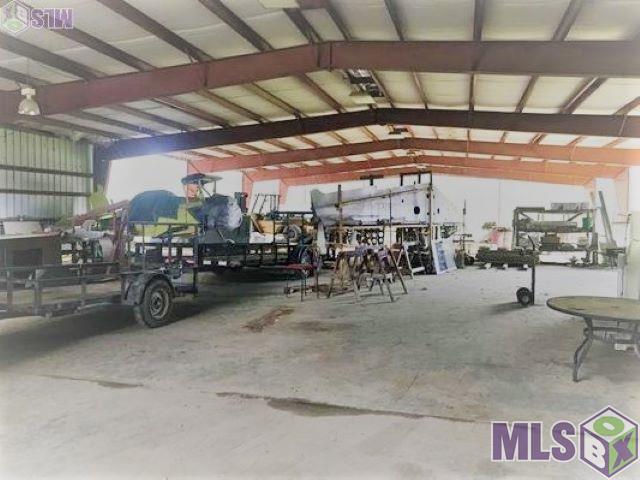 9500 Blackwater Road Baker, LA 70714 - Photo 1 of 9 INSIDE WORKSHOP