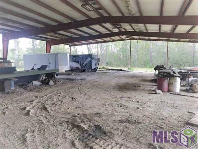 9500 Blackwater Road Baker, LA 70714 - Photo 3 of 9 SHOP AREA