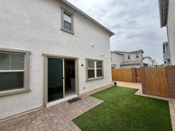 $2,000 | 14220 West Buckskin Trail, Surprise, AZ 85387