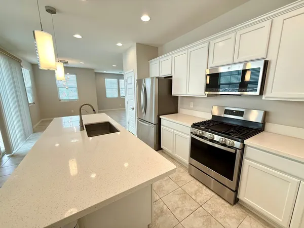$2,000 | 14220 West Buckskin Trail, Surprise, AZ 85387