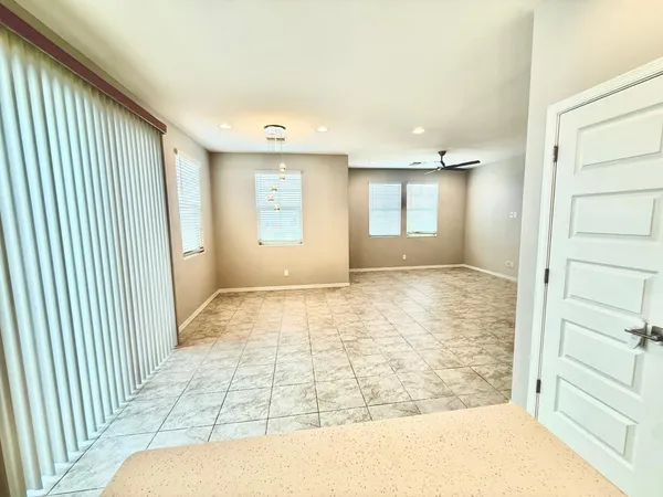 $2,000 | 14220 West Buckskin Trail, Surprise, AZ 85387