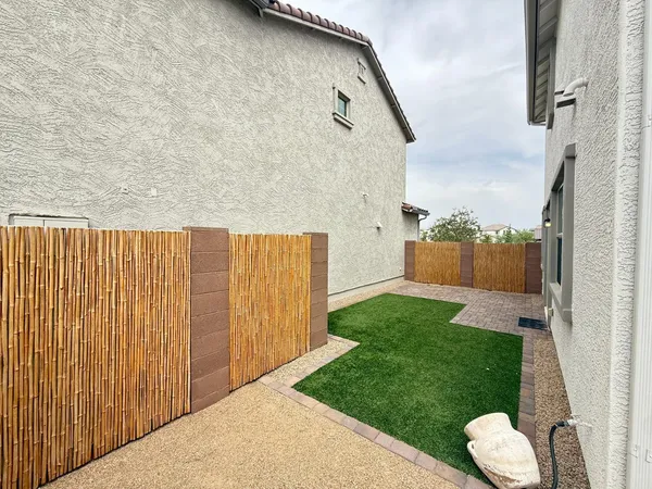 $2,000 | 14220 West Buckskin Trail, Surprise, AZ 85387