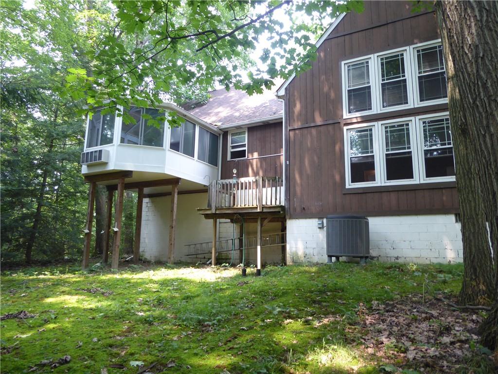 100 Checkerberry Road Baden, PA 15005 - Photo 3 of 10