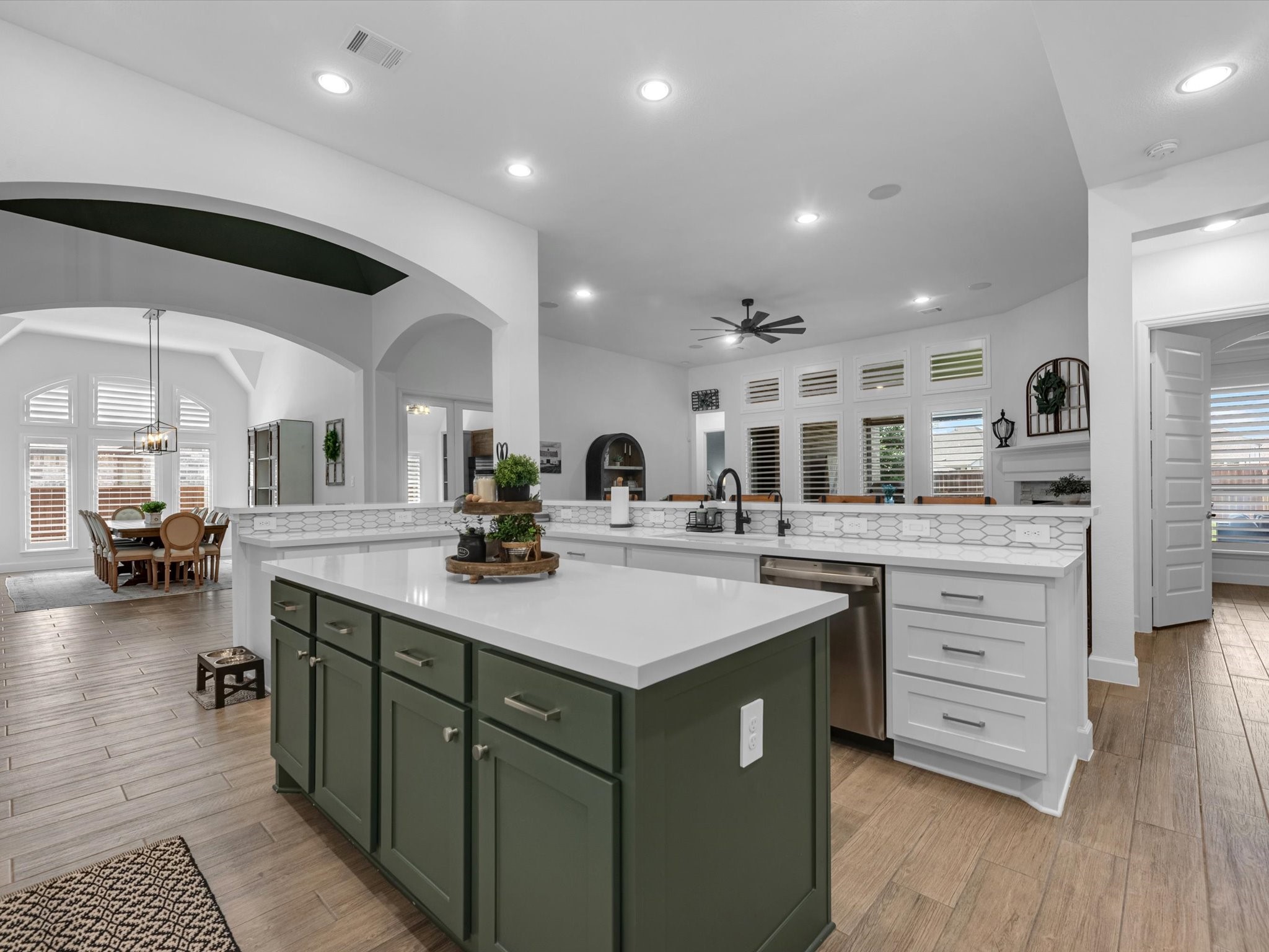 4803 Bernard Drive Rosharon, TX 77583 - Photo 4 of 30 spacious kitchen