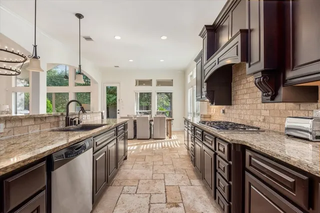 $5,450 | 11 Black Spruce Court, Tomball, TX 77375