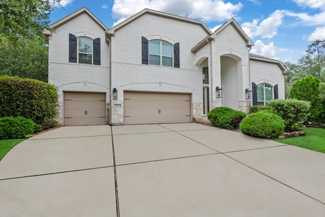 $5,450 | 11 Black Spruce Court, Tomball, TX 77375