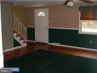 1429 Nevarc Road Warminster, PA 18974 - Photo 2 of 11 Family Room