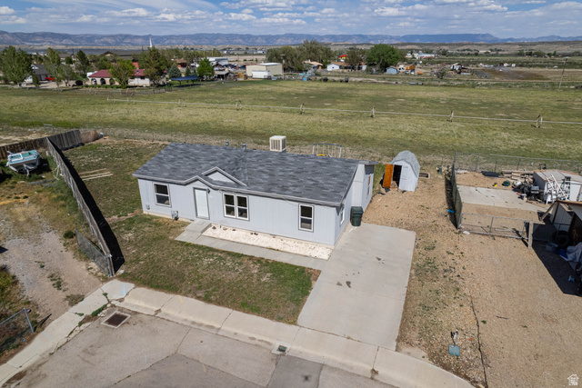 117 Maple Street Wellington, UT 84542 - Photo 26 of 34