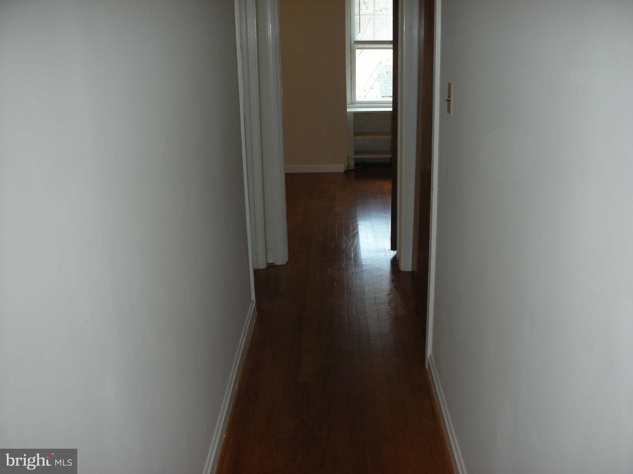6711 Poplar Road Suitland, MD 20746 - Photo 14 of 20 Interior (General)
