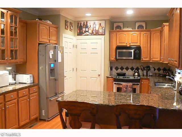 226 Canyon Road Mocksville, NC 27028 - Photo 6 of 16 Kitchen.