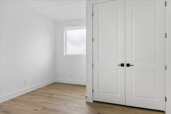 $575,000 | 1034 West 17th Street, Unit B, Houston, TX 77008