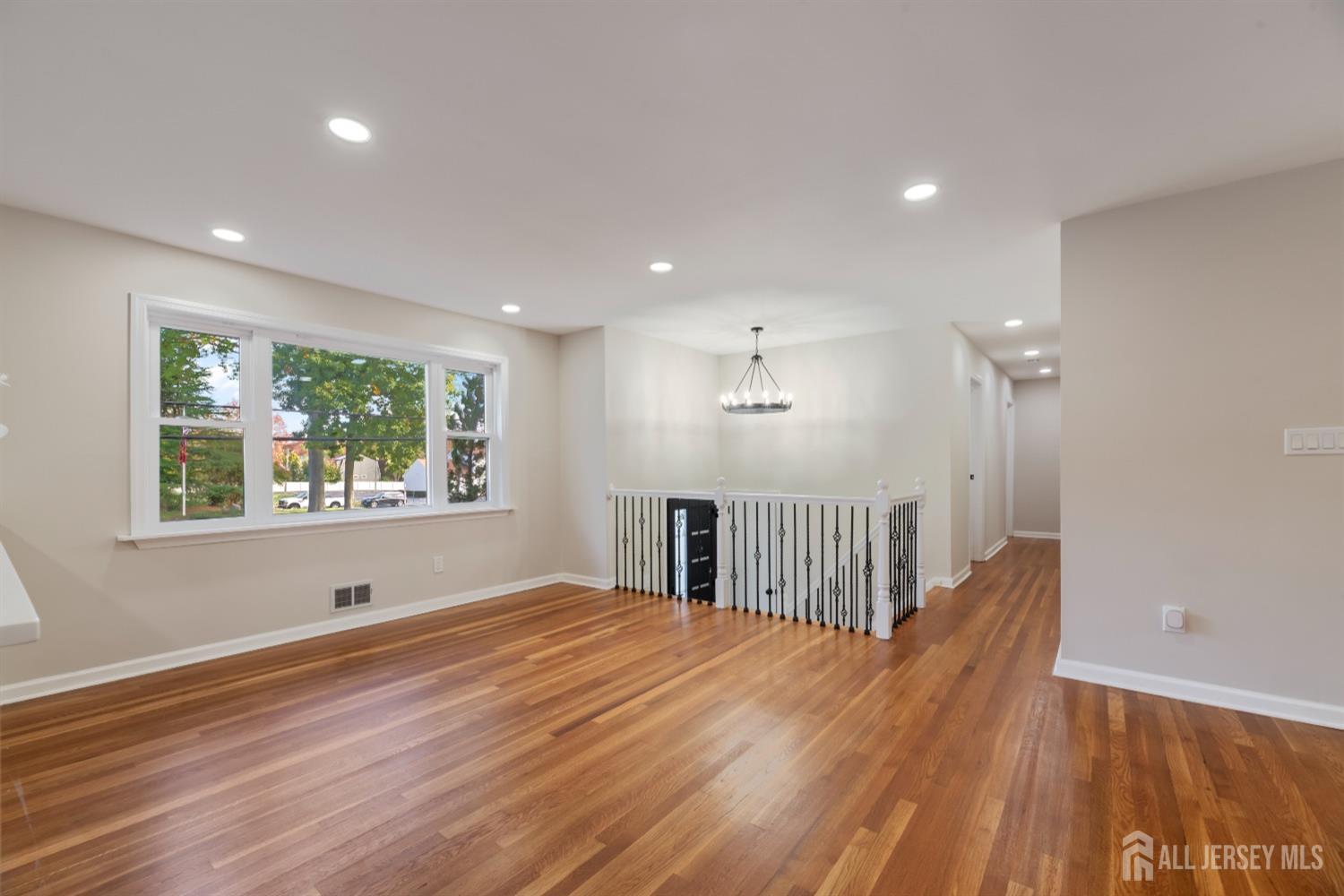 667 New Dover Road Edison, NJ 08820 - Photo 5 of 50 Gallery Image 5