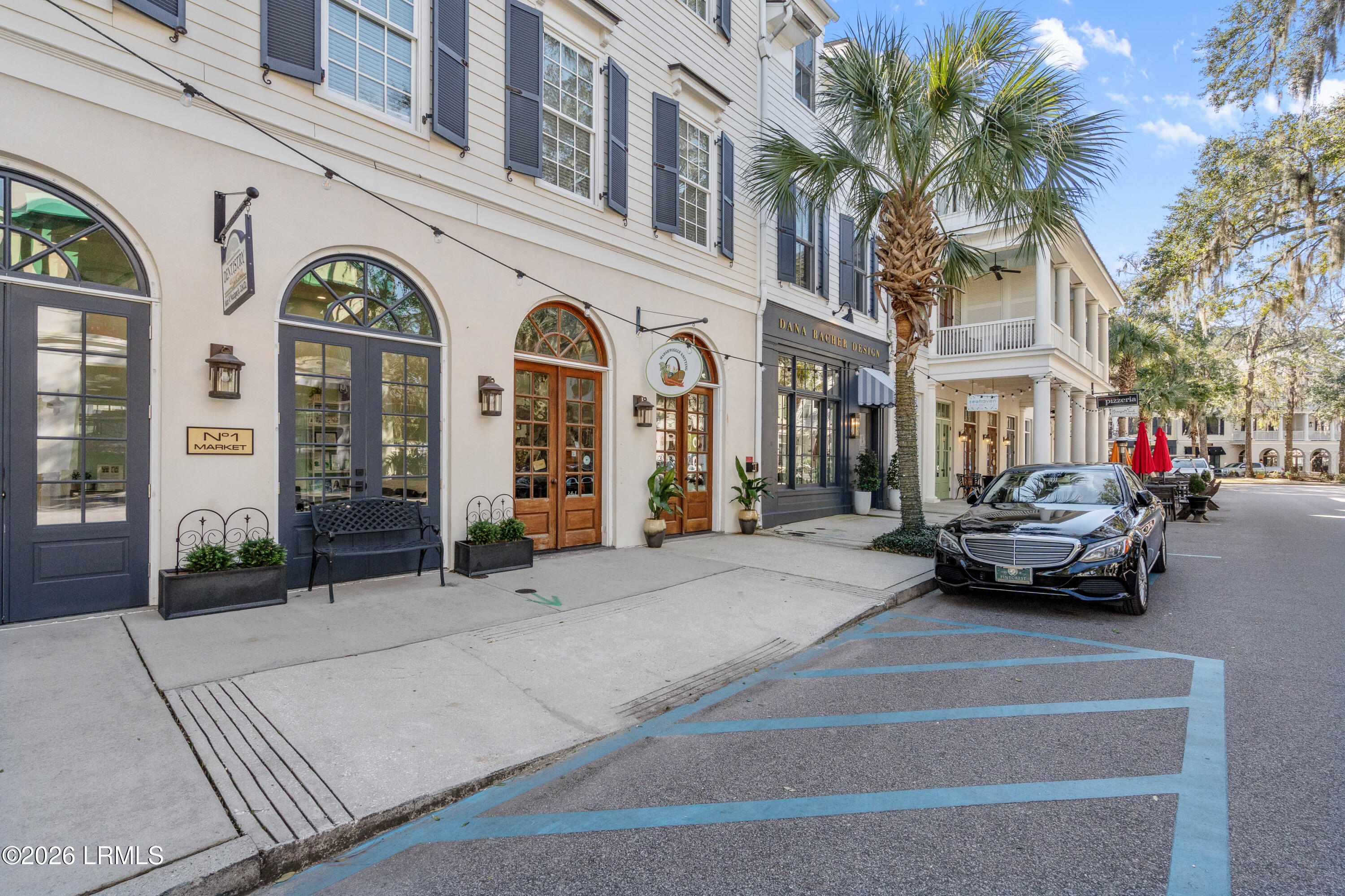 3 A Market Beaufort, SC 29906 - Photo 3 of 59 3A Market -5