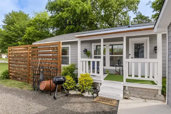 $295,000 | 108 Westvue Street, Terrell, TX 75160