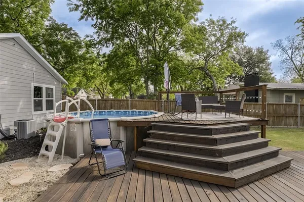 $295,000 | 108 Westvue Street, Terrell, TX 75160