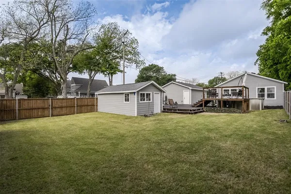 $295,000 | 108 Westvue Street, Terrell, TX 75160