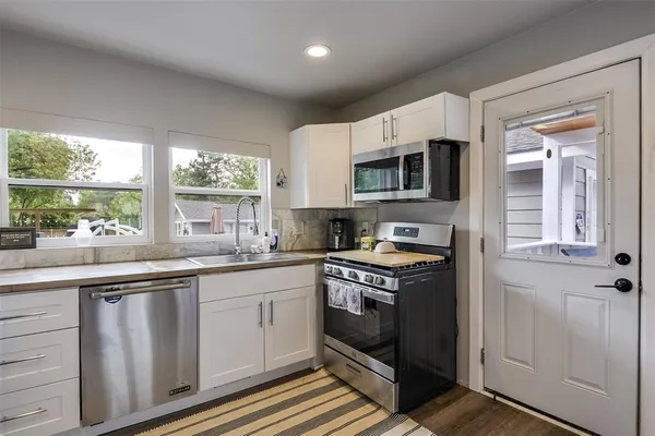 $295,000 | 108 Westvue Street, Terrell, TX 75160