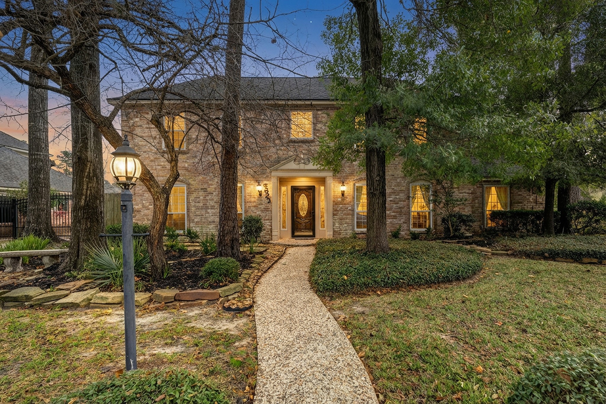 Welcome to 6623 Ampton Way! A fantastic corner lot property located in Wimbledon Estates.