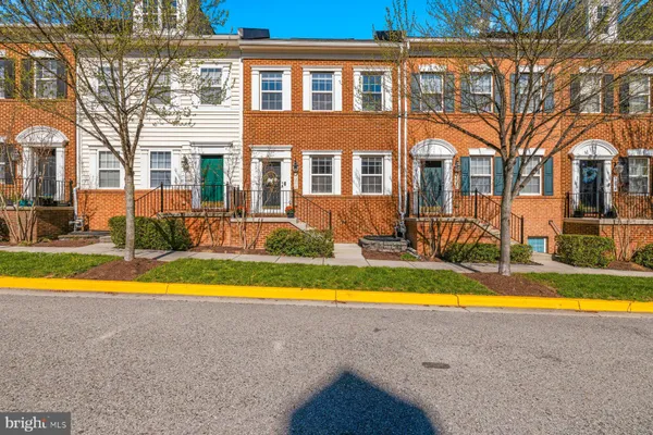 $450,000 | 4210 Talmadge Circle, Suitland, MD 20746