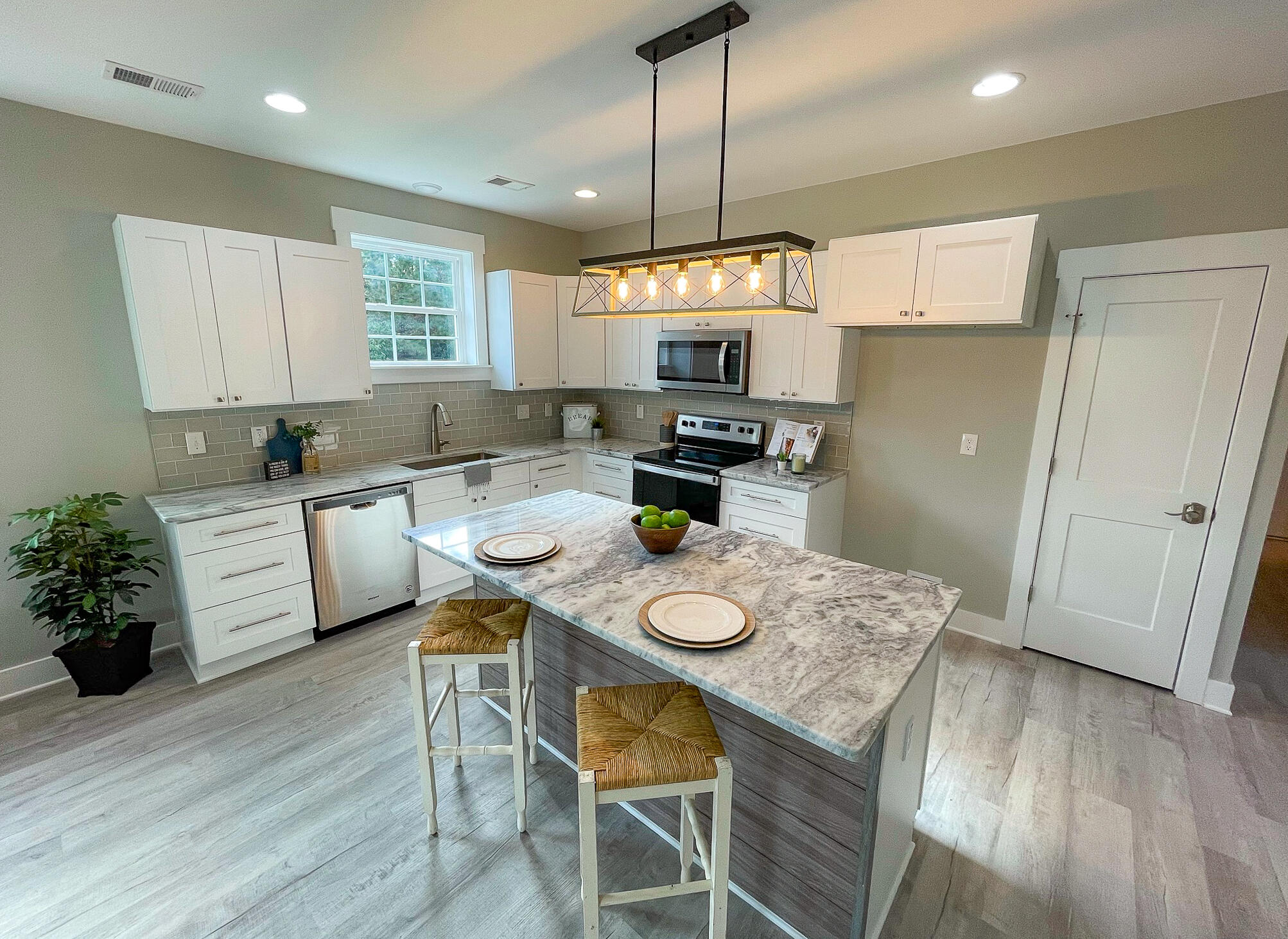 1086 Irving Manigault Road McClellanville, SC 29458 - Photo 5 of 35 4C683EE7-4FFE-4385-9903-1298BB2648D2_1_1