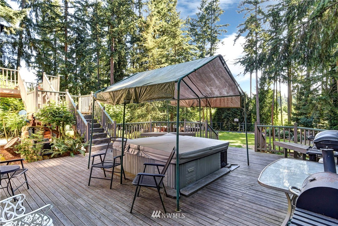 22127 49th Avenue Southeast Bothell, WA 98021 - Photo 22 of 25