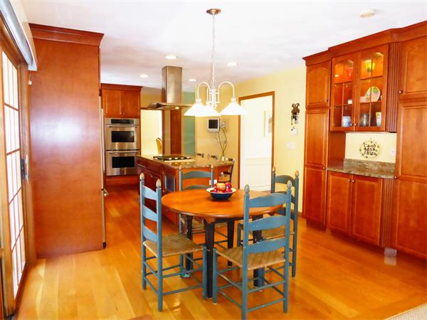 103 Charter Road Acton, MA 01720 - Photo 2 of 17 Gallery Image 2