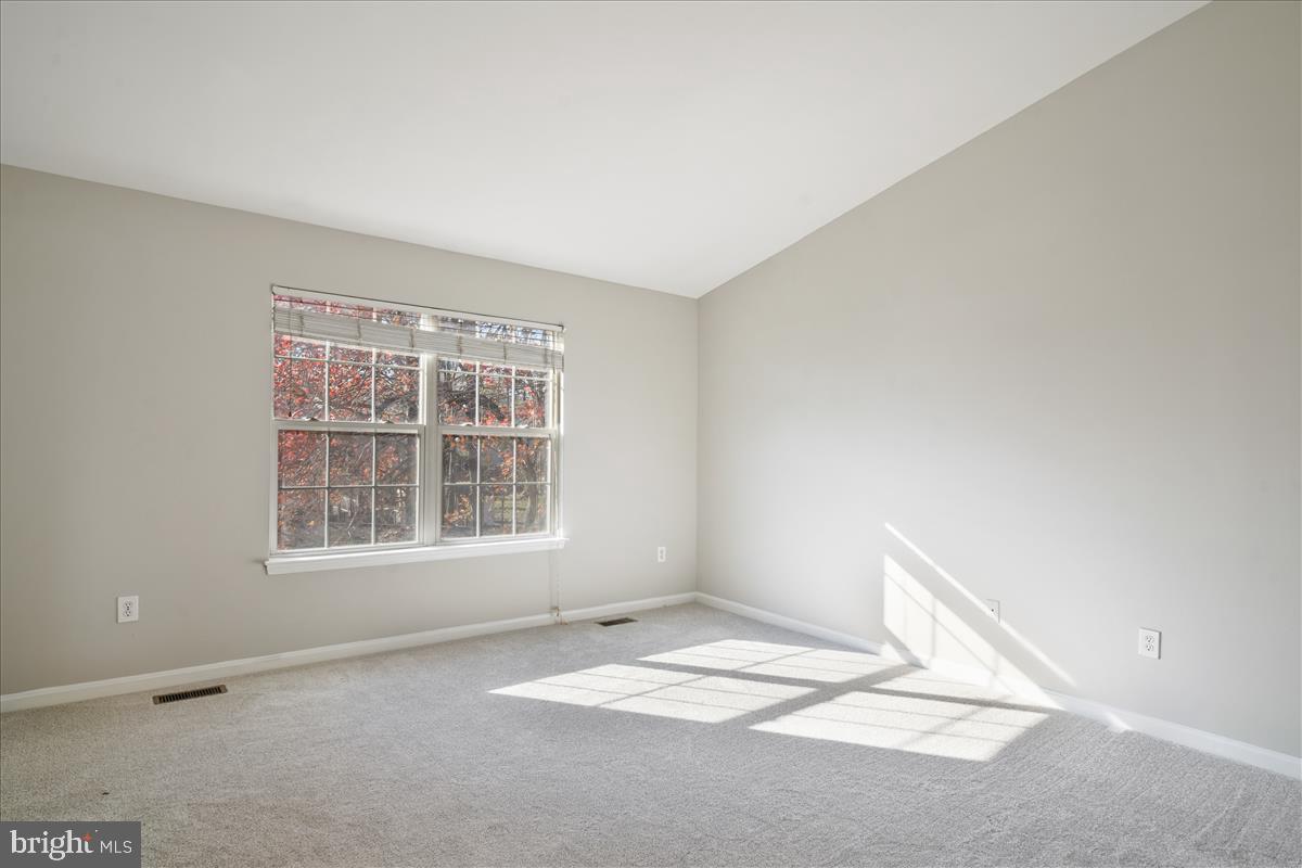 102 West Deer Park Road Gaithersburg, MD 20877 - Photo 9 of 30