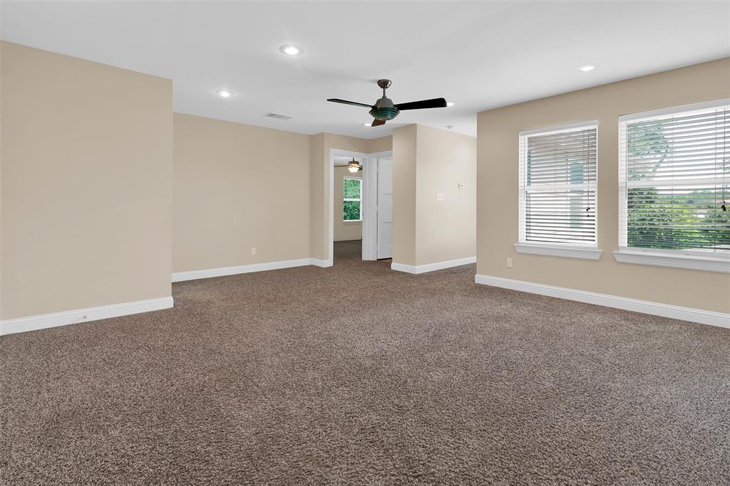 9783 Broken Bow Road Dallas, TX 75238 - Photo 21 of 39 2nd floor living room