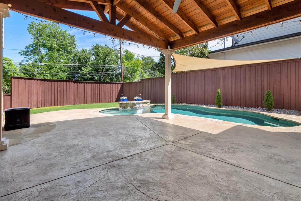 9783 Broken Bow Road Dallas, TX 75238 - Photo 33 of 39