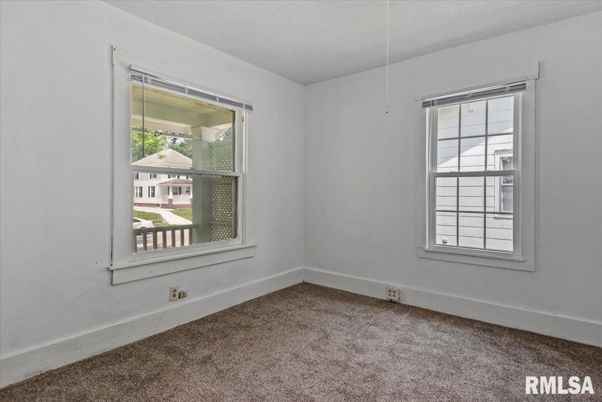 2516 South 10th Street Springfield, IL 62703 - Photo 7 of 34