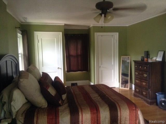 16207 Westmoreland Road Detroit, MI 48219 - Photo 2 of 13 master bedroom (3).JPG