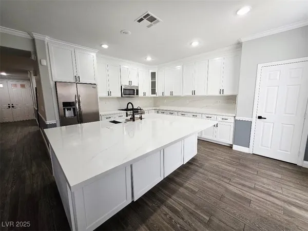 $765,000 | 7055 Fort Tule Avenue, Las Vegas, NV 89179