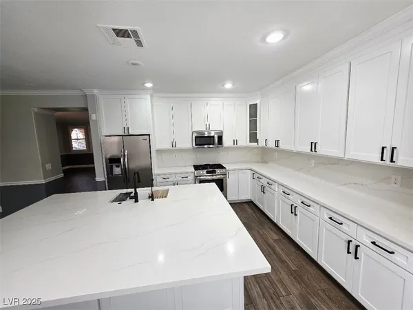 $765,000 | 7055 Fort Tule Avenue, Las Vegas, NV 89179